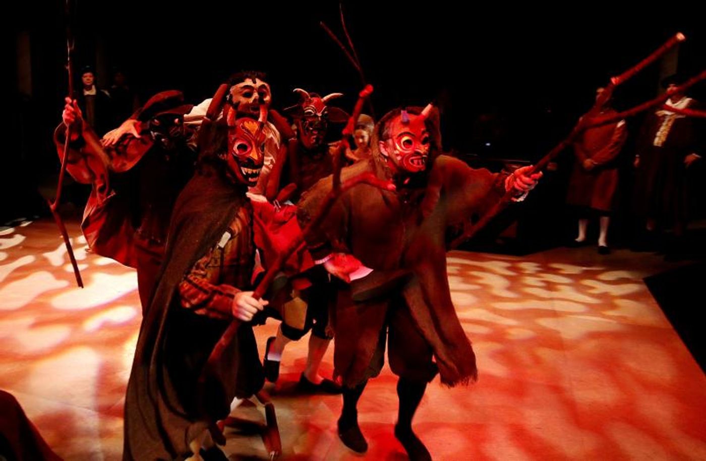 Review: WOLF HALL Plays Devil's Advocate at Main Street Theater  Image