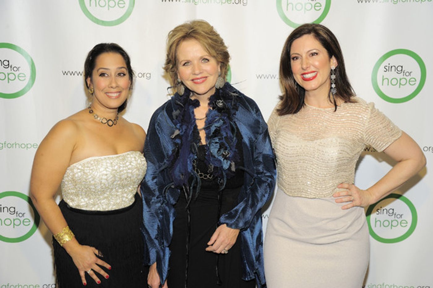 Photo Flash: Tituss Burgess, Renee Fleming and More Arrive at 2016 Sing for Hope Gala  Image