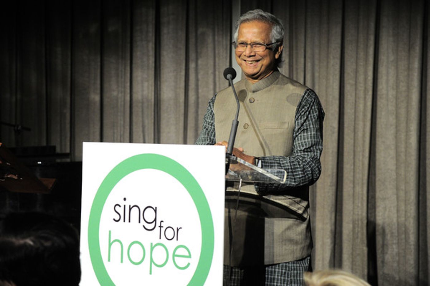 Photo Flash: Tituss Burgess and Renee Fleming Duet at 2016 Sing for Hope Gala  Image