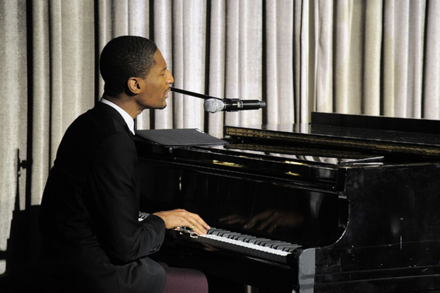 Photo Flash: Tituss Burgess and Renee Fleming Duet at 2016 Sing for Hope Gala  Image