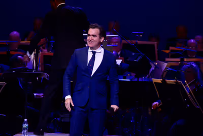 Brian d'Arcy James Photo