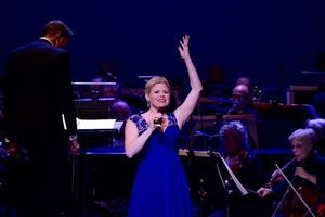 Megan Hilty Photo