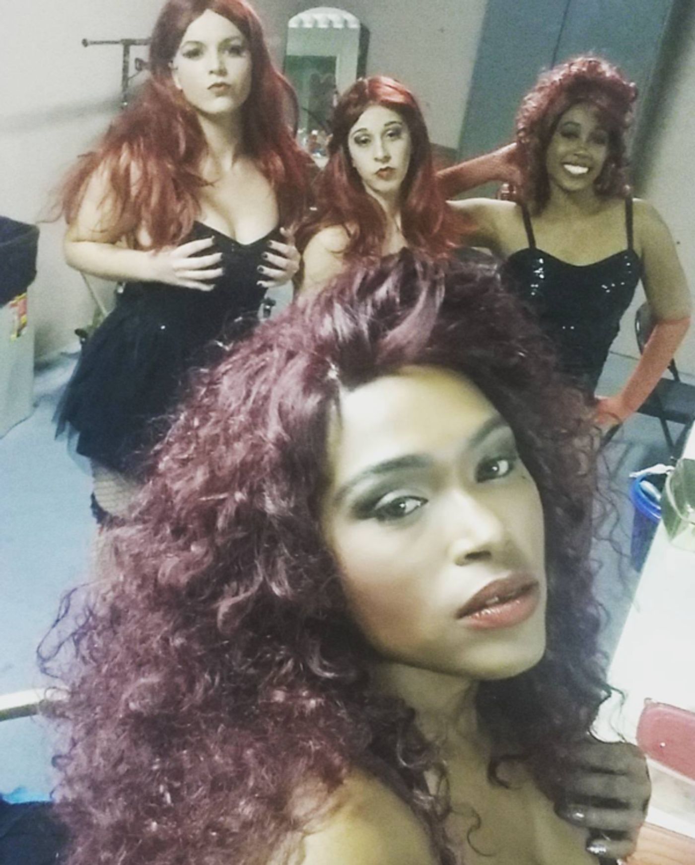 Photo Flash: We're seeing Quadruple at WICKED, Double Cookie Trouble at HOLIDAY INN, and More Saturday Intermission Pics!  Image