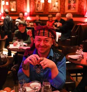 Arthur Oliver @ BroadwayWorld Arthur Oliver Photo