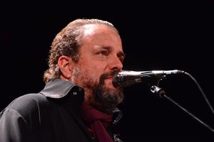 Raul Malo @ BroadwayWorld Raul Malo Photo
