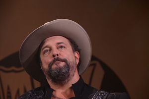 Raul Malo @ BroadwayWorld Raul Malo Photo