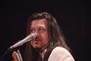 Eddie Perez @ BroadwayWorld Eddie Perez Photo