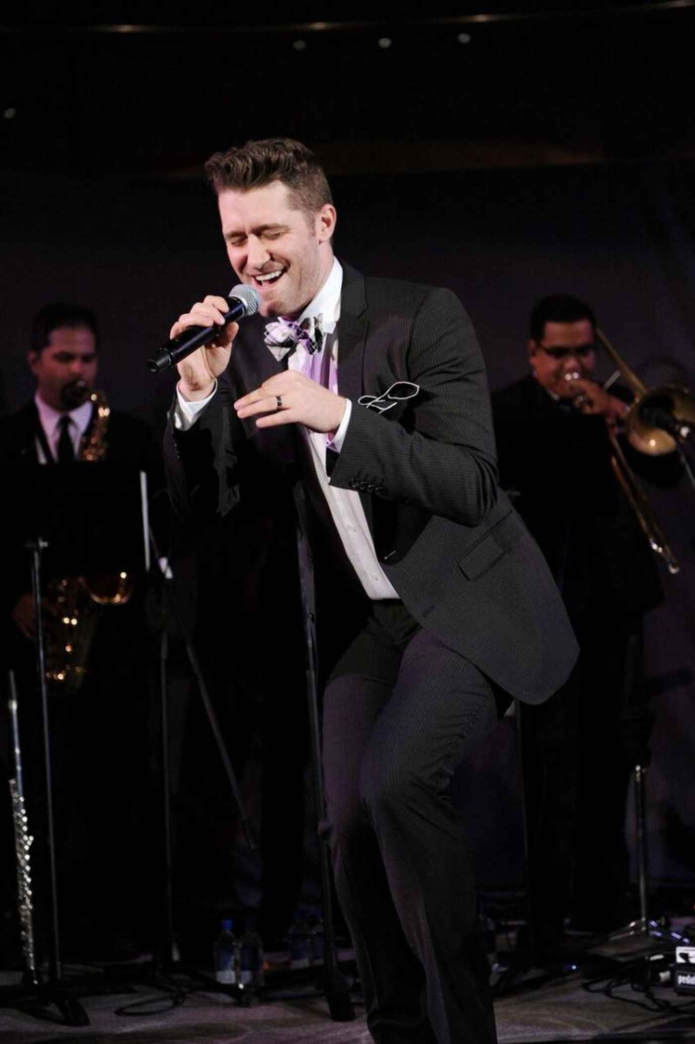 Review: Matthew Morrison Shows Off His Strengths Belting Broadway and Standards in Rainbow Room Debut, Proving He Should Stick to Just That  Image