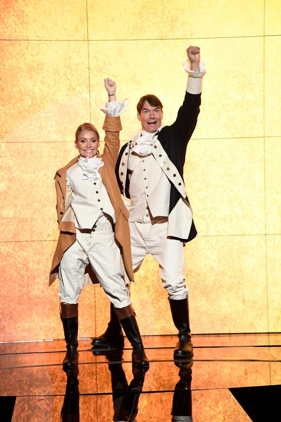 VIDEO: Kelly Ripa, Matt Bomer & More Channel HAMILTON on Special Halloween LIVE Image