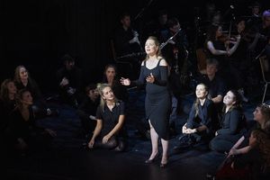 Gina Beck and company @ BroadwayWorld Gina Beck and company Photo