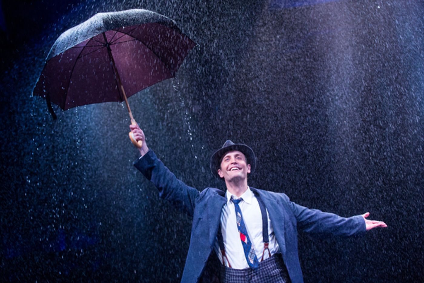 Photo Flash: Splash with Starry SINGIN' IN THE RAIN at The Marriott Theatre  Image