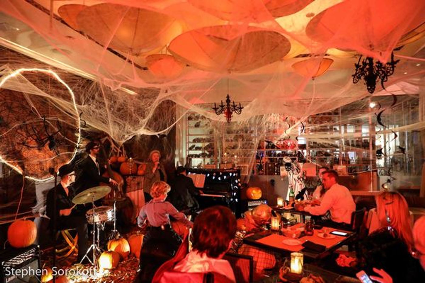 Photo Coverage: Sabrina Wender Brings a Halloween Jazz Party To Le Cirque Photo Coverage: Sabrina Wender Brings a Halloween Jazz Party To Le Cirque Image