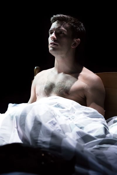 Jonathan Bailey Photo