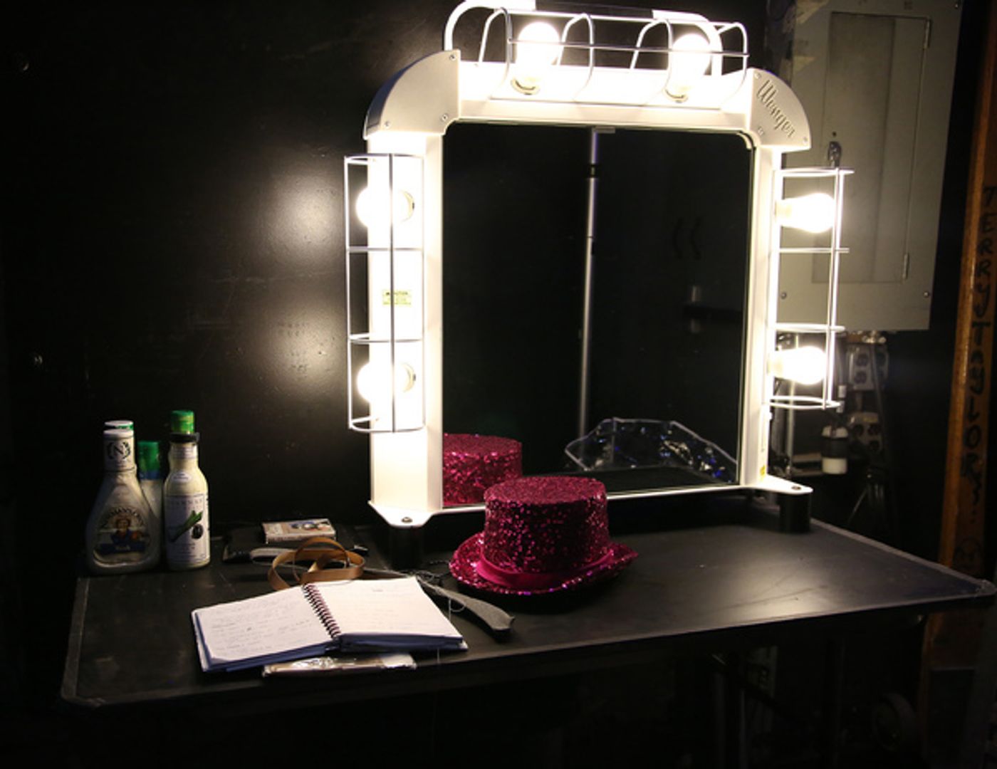 Exclusive Photo Coverage: Backstage on Broadway with Kristin Chenoweth Exclusive Photo Coverage: Backstage on Broadway with Kristin Chenoweth Image