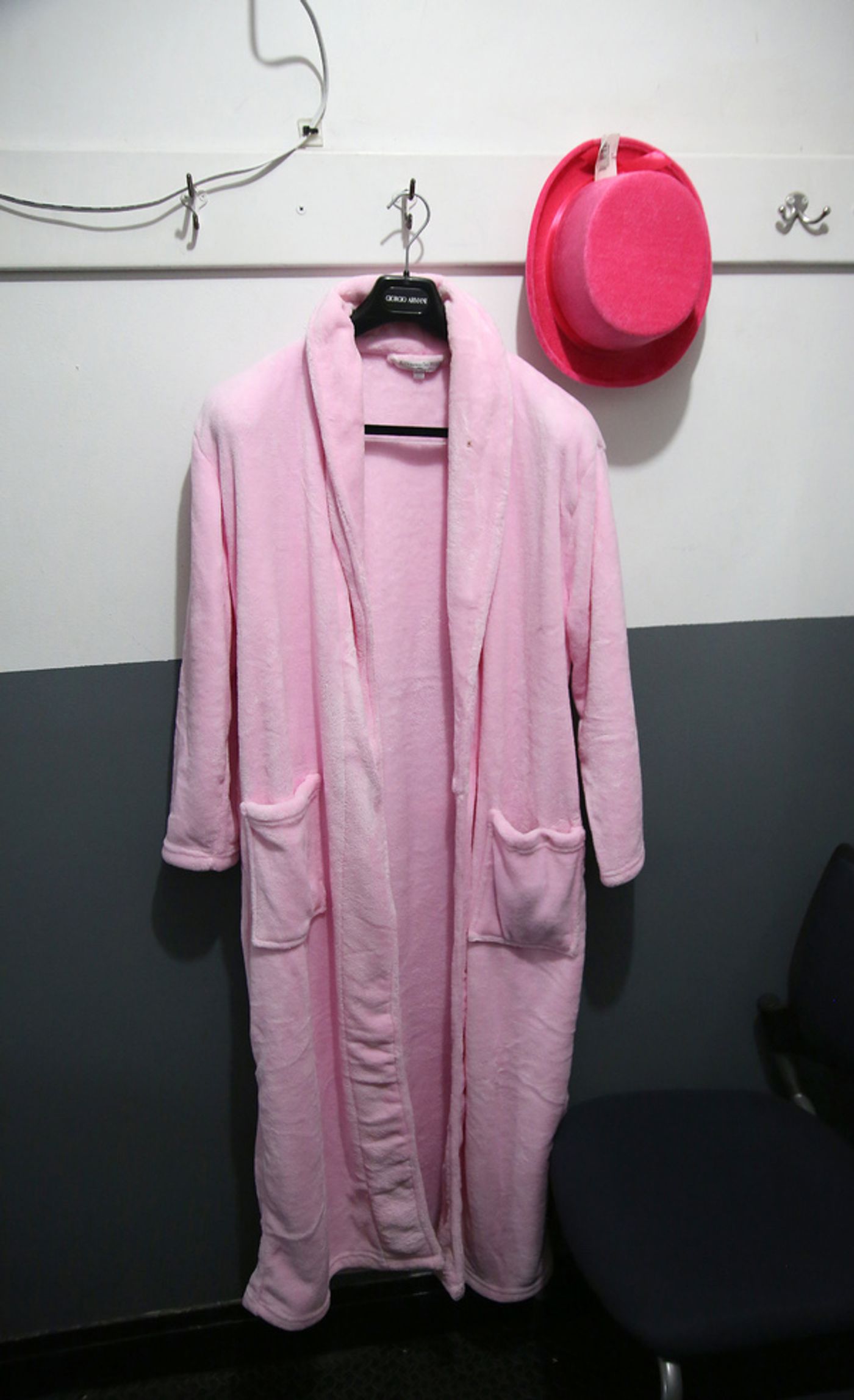 Exclusive Photo Coverage: Backstage on Broadway with Kristin Chenoweth Exclusive Photo Coverage: Backstage on Broadway with Kristin Chenoweth Image