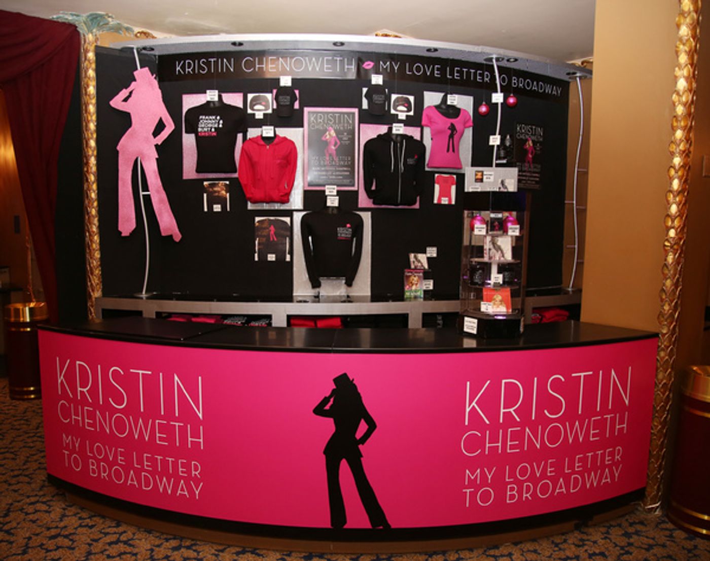 Exclusive Photo Coverage: Backstage on Broadway with Kristin Chenoweth Exclusive Photo Coverage: Backstage on Broadway with Kristin Chenoweth Image