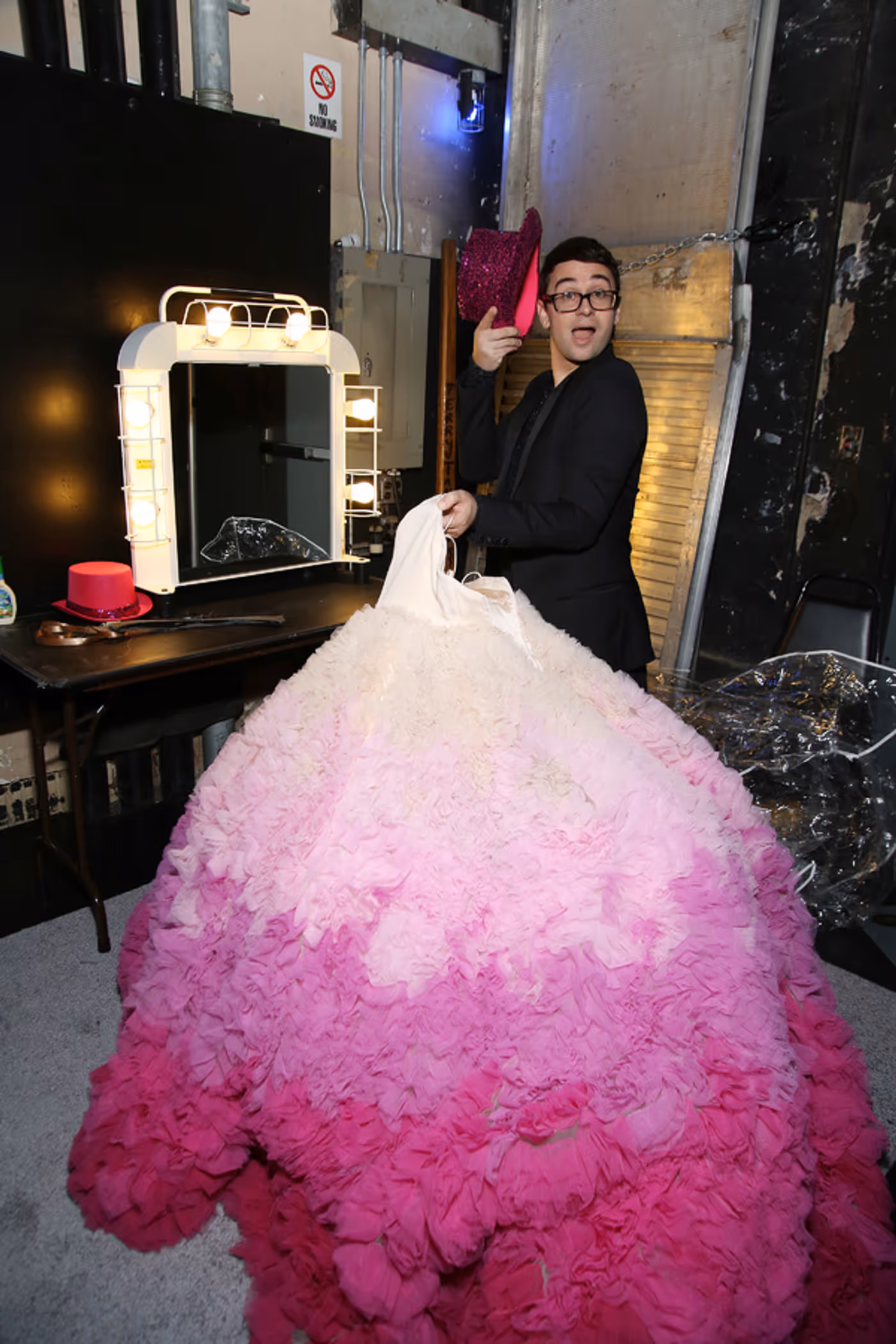 Exclusive Photo Coverage: Backstage on Broadway with Kristin Chenoweth Exclusive Photo Coverage: Backstage on Broadway with Kristin Chenoweth Image