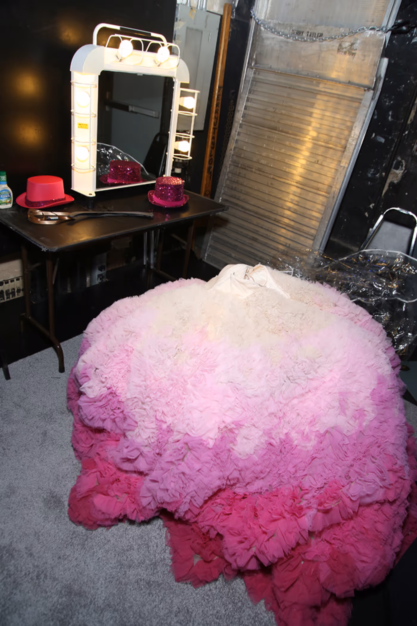 Exclusive Photo Coverage: Backstage on Broadway with Kristin Chenoweth Exclusive Photo Coverage: Backstage on Broadway with Kristin Chenoweth Image