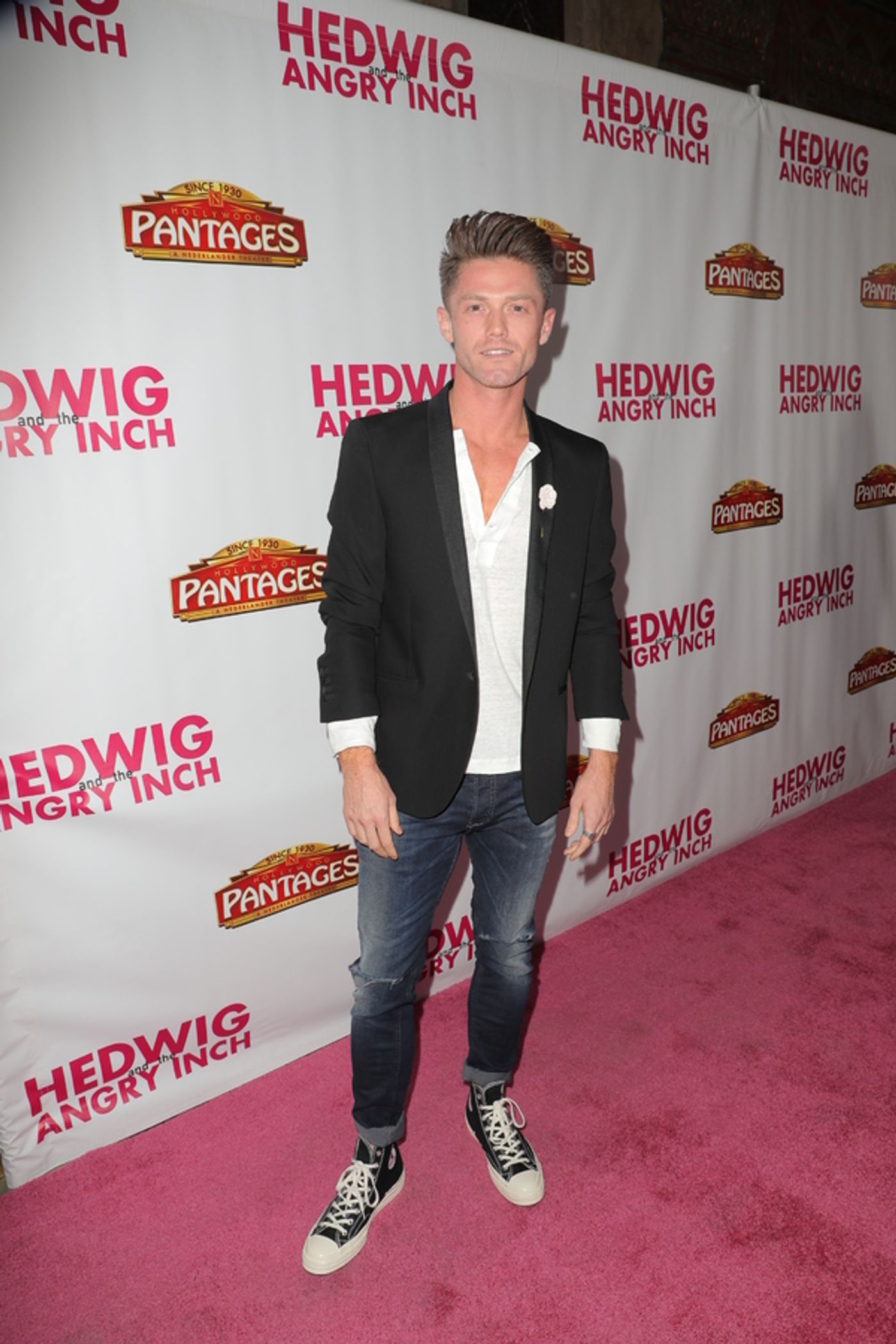 Photo Flash: HEDWIG AND THE ANGRY INCH Tour Gets Starry L.A. Opening  Image