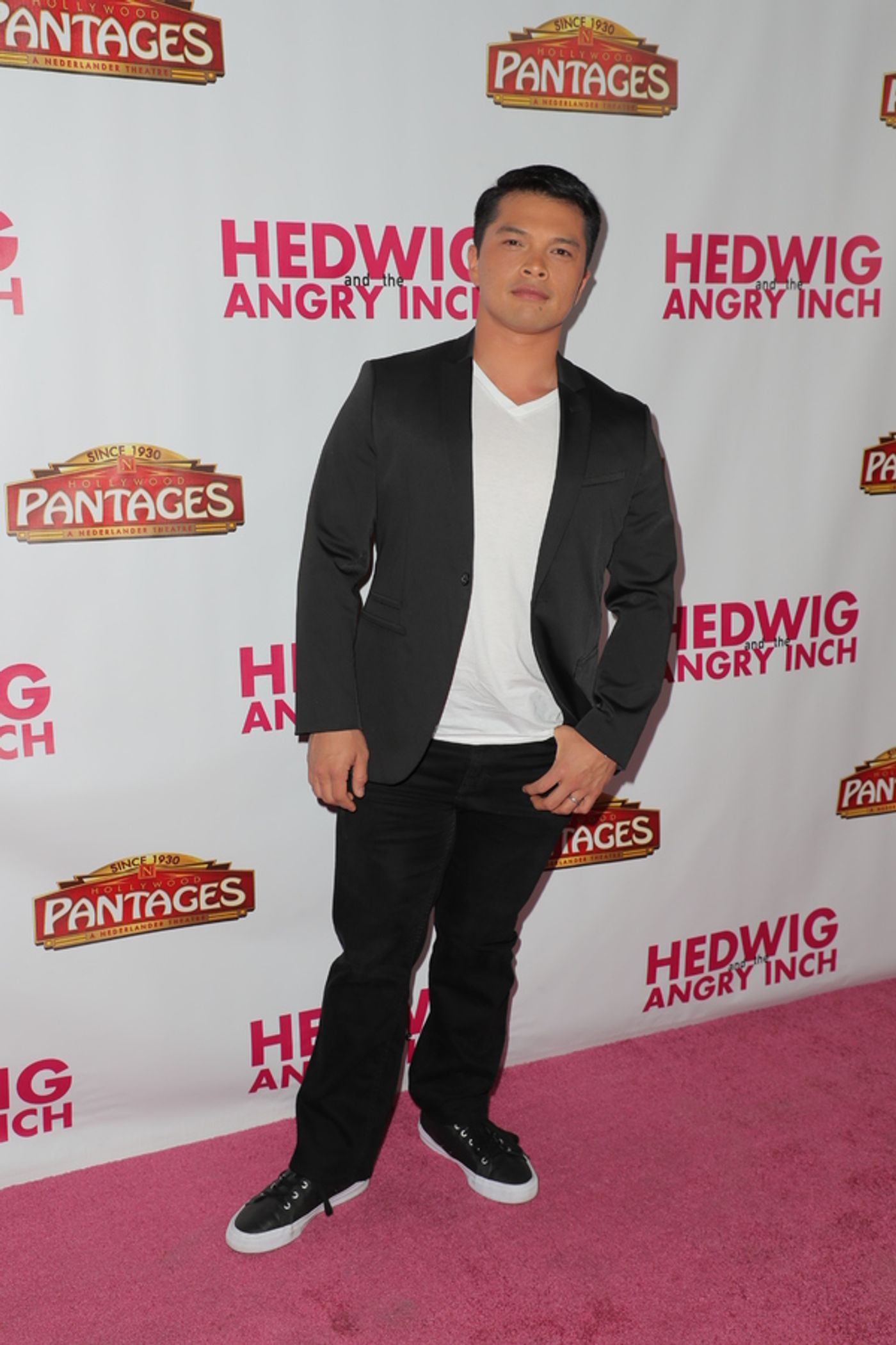 Photo Flash: HEDWIG AND THE ANGRY INCH Tour Gets Starry L.A. Opening  Image