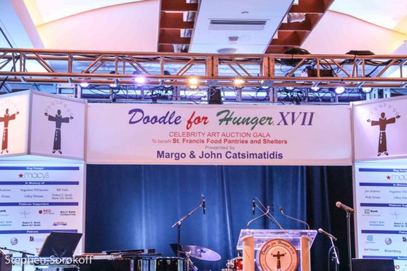 Photo Coverage: Olympia Dukakis & Tony Danza at Doodle for Hunger Gala Photo Coverage: Olympia Dukakis & Tony Danza at Doodle for Hunger Gala Image