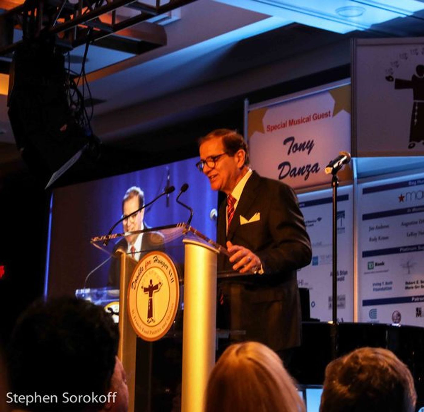 Photo Coverage: Olympia Dukakis & Tony Danza at Doodle for Hunger Gala Photo Coverage: Olympia Dukakis & Tony Danza at Doodle for Hunger Gala Image