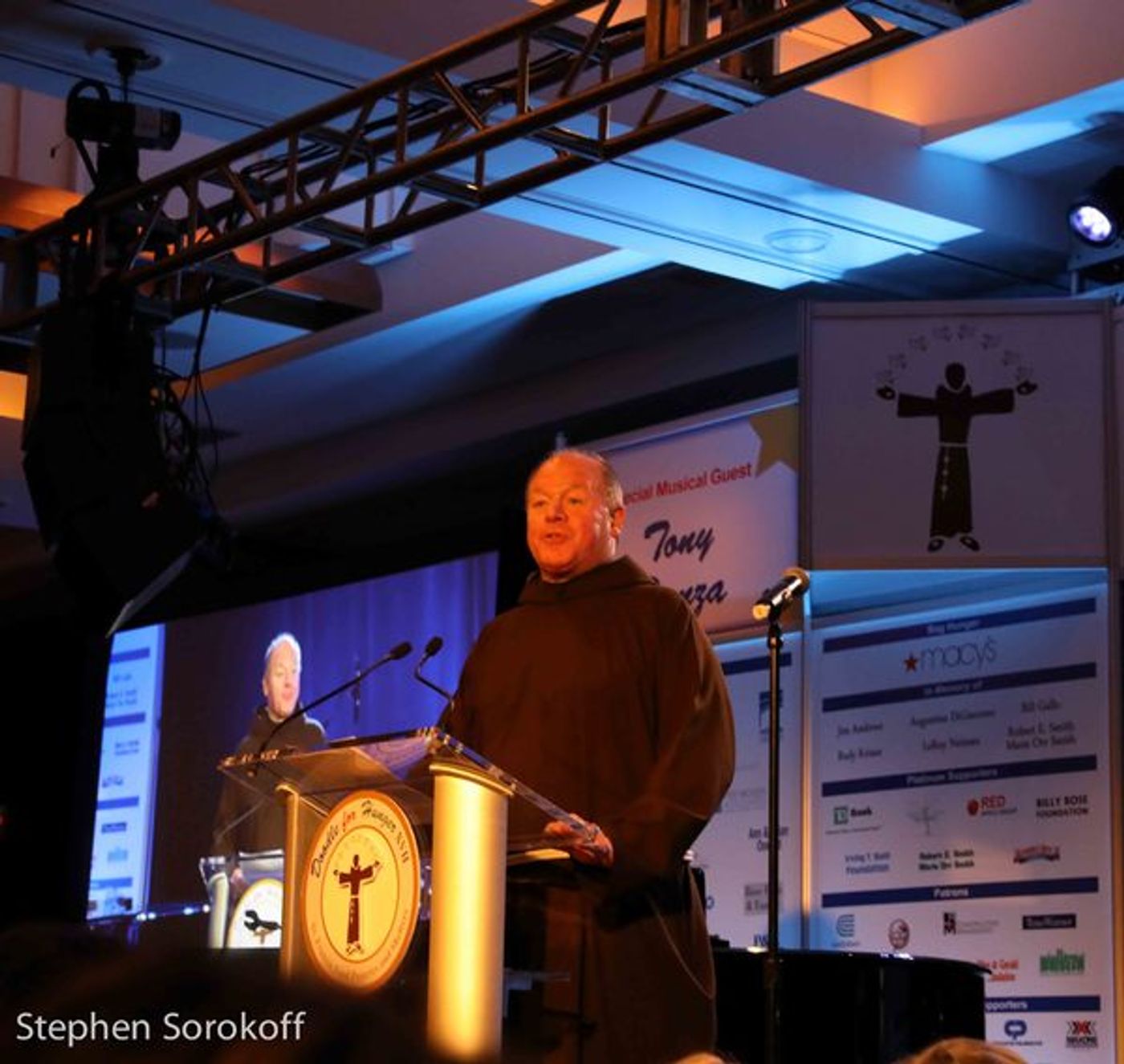 Photo Coverage: Olympia Dukakis & Tony Danza at Doodle for Hunger Gala Photo Coverage: Olympia Dukakis & Tony Danza at Doodle for Hunger Gala Image