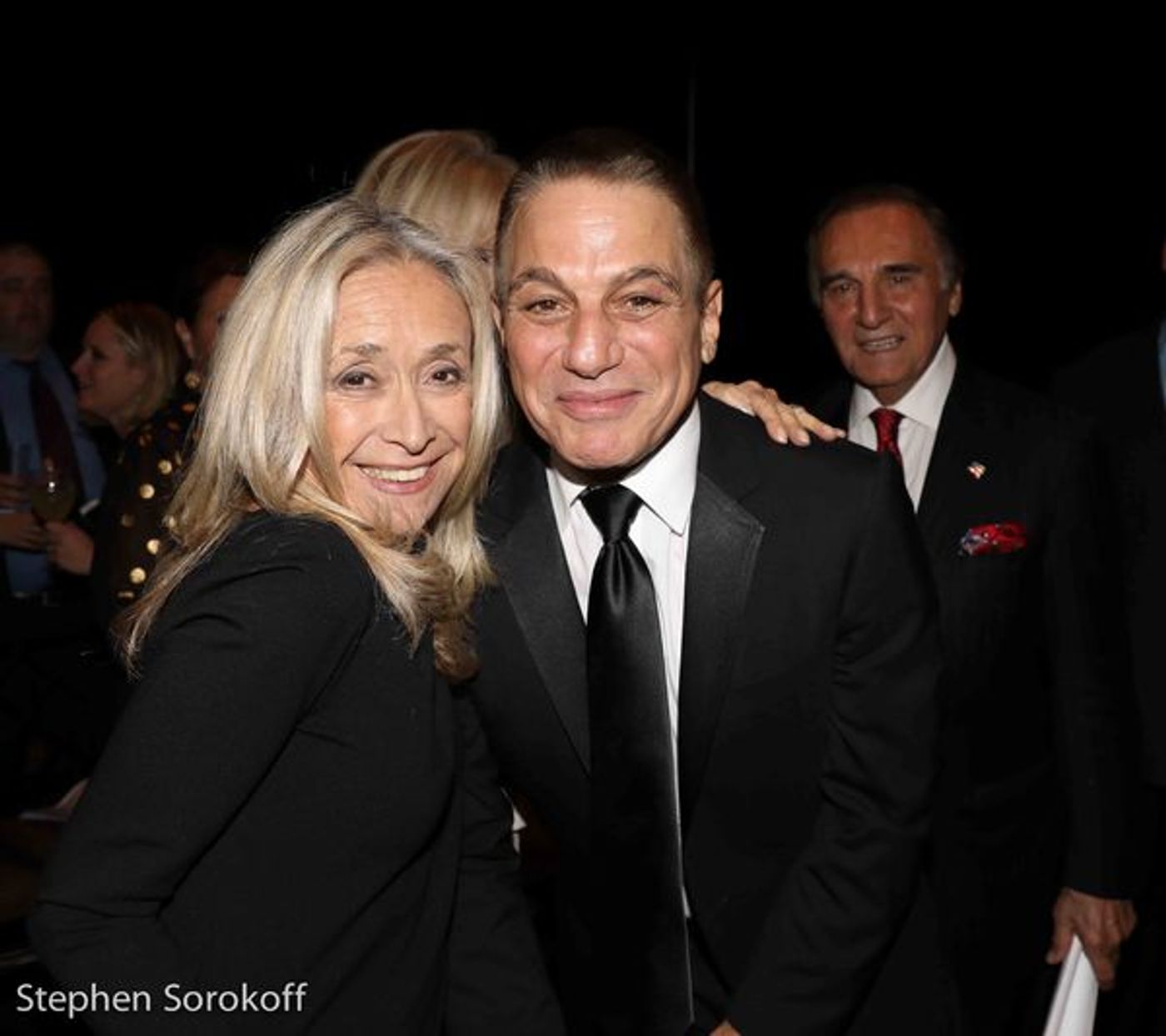 Photo Coverage: Olympia Dukakis & Tony Danza at Doodle for Hunger Gala  Image