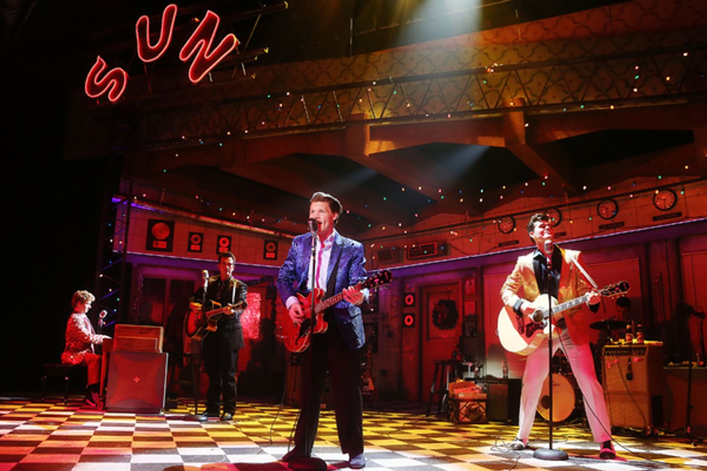 Photo Flash: First Look at MILLION DOLLAR QUARTET at Casa Manana  Image