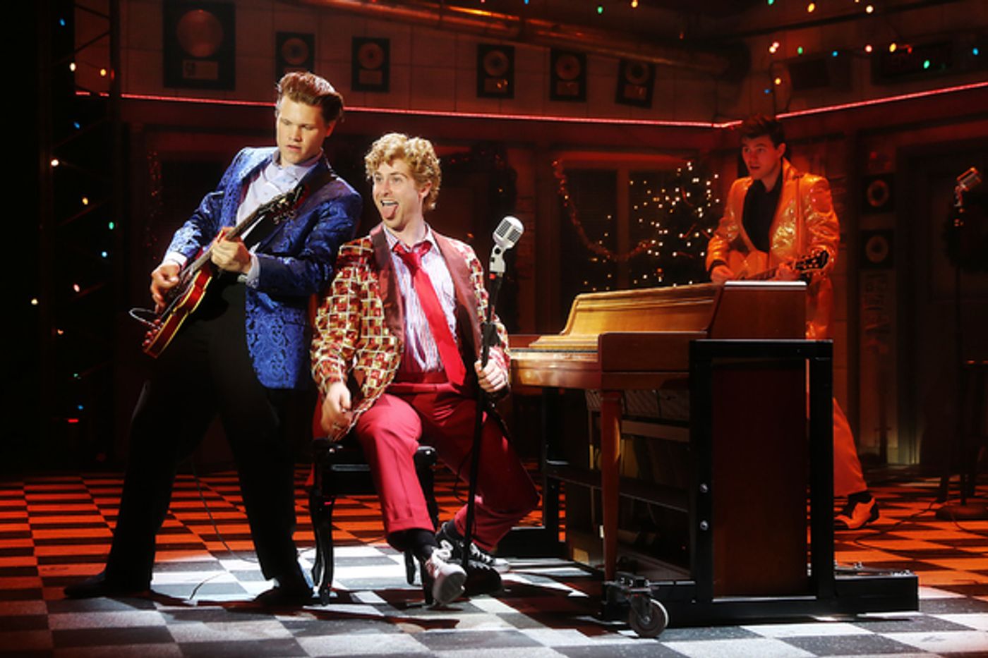 Photo Flash: First Look at MILLION DOLLAR QUARTET at Casa Manana  Image