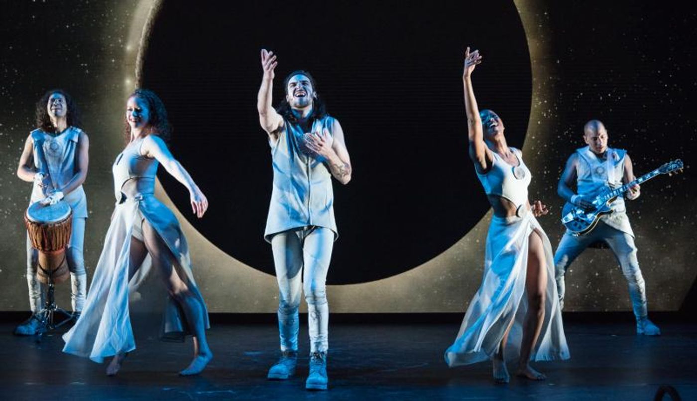 Photo Flash: THE PORTAL at Minetta Lane Theatre  Image