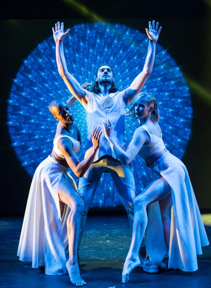 Photos: THE PORTAL at Minetta Lane Theatre — photo 9 of 13