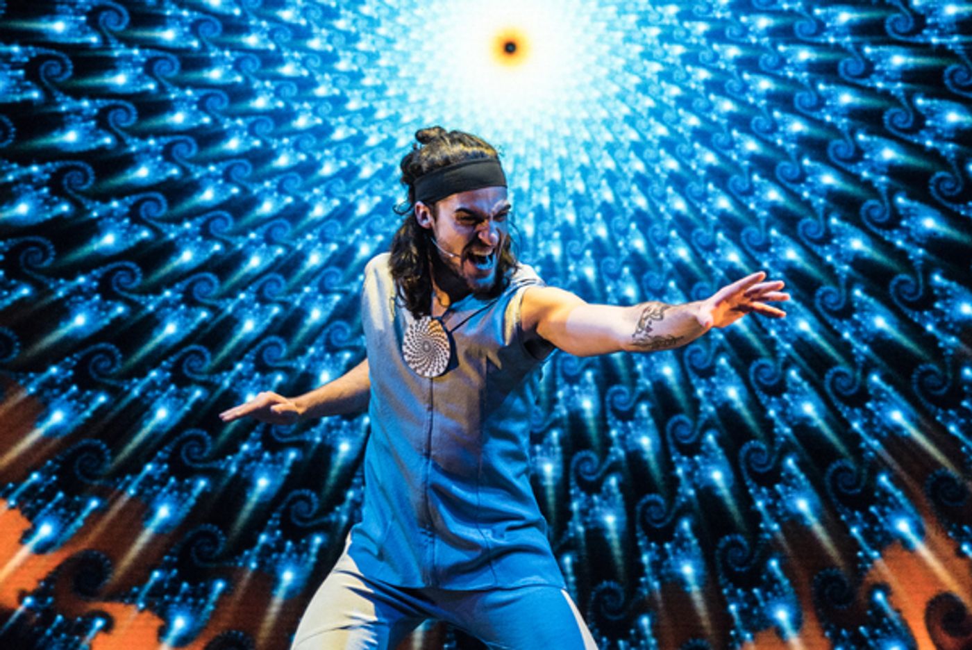 Photo Flash: THE PORTAL at Minetta Lane Theatre  Image