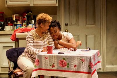 (L to R) Diedra LaWan Starnes as Myrna and Kashayna Johnson as Annie in Milk Like Sug Photo