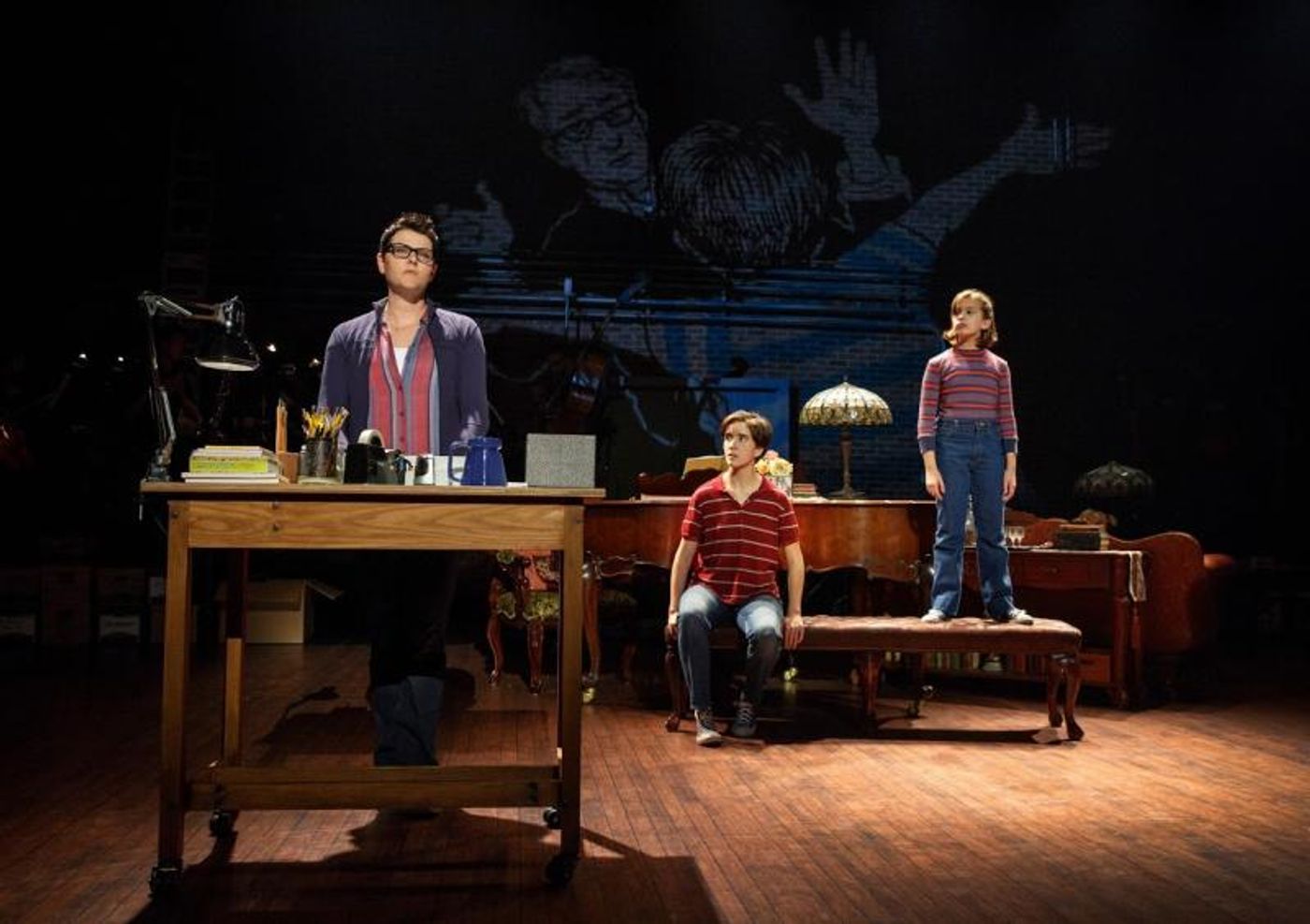 Review: Lovely FUN HOME Will Break Your Heart  Image