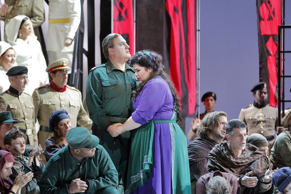 George Gagnidze and Leah Crocetto Photo