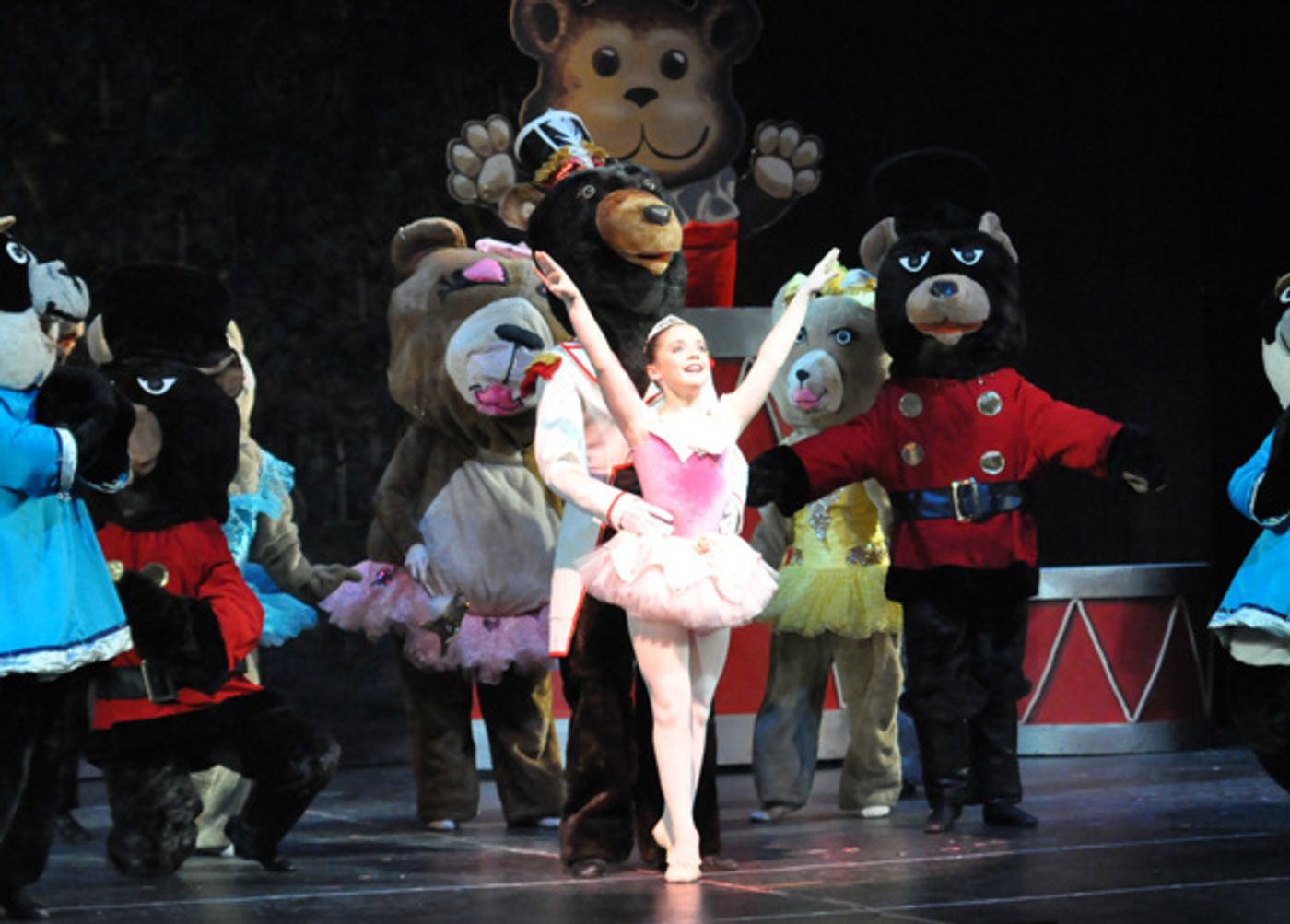 Photo Flash: Sneak Peek at Reagle Music Theatre's CHRISTMASTIME  Image