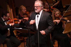 Clive Carter @ BroadwayWorld Clive Carter Photo