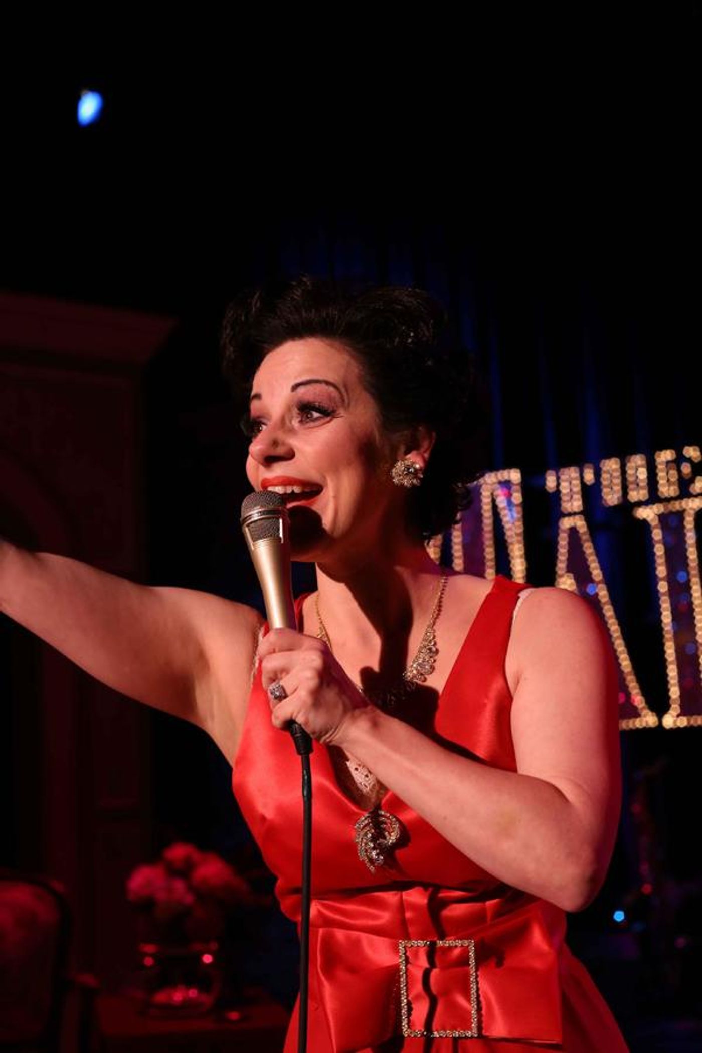 Photo Flash: First Look at END OF THE RAINBOW, Opening Tonight at Porchlight Music Theatre  Image