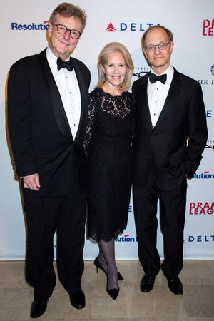 Brian Hargrove, Daryl Roth, David Hyde Pierce @ BroadwayWorld Brian Hargrove, Daryl Roth, David Hyde Pierce Photo