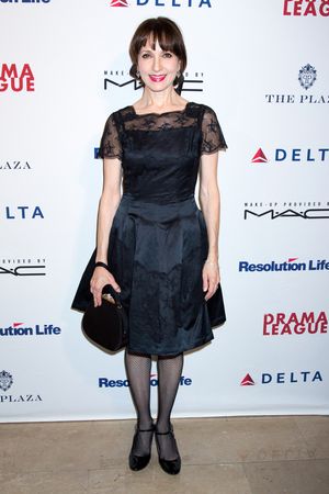 Bebe Neuwirth Photo