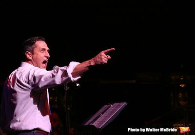 Raul Esparza Photo