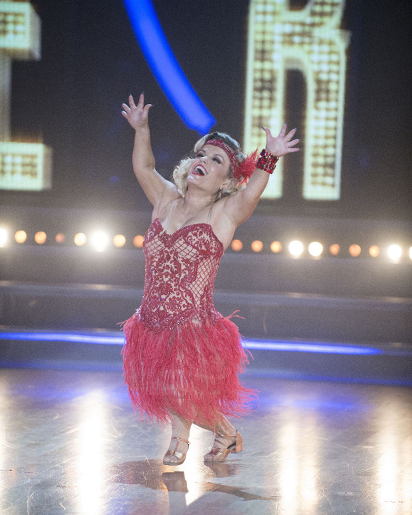 Photo Flash: Mark Ballas, Leona Lewis, Idina Menzel & More Perform on DWTS' Broadway Night!  Image