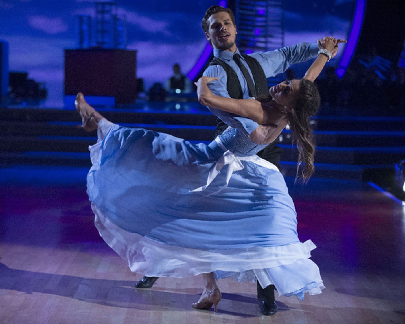 Photo Flash: Mark Ballas, Leona Lewis, Idina Menzel & More Perform on DWTS' Broadway Night!  Image