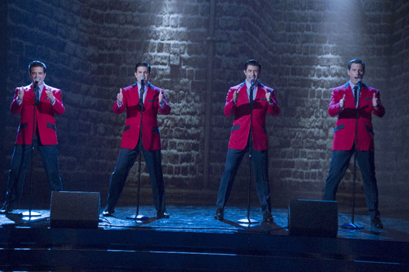 Photo Flash: Mark Ballas, Leona Lewis, Idina Menzel & More Perform on DWTS' Broadway Night!  Image