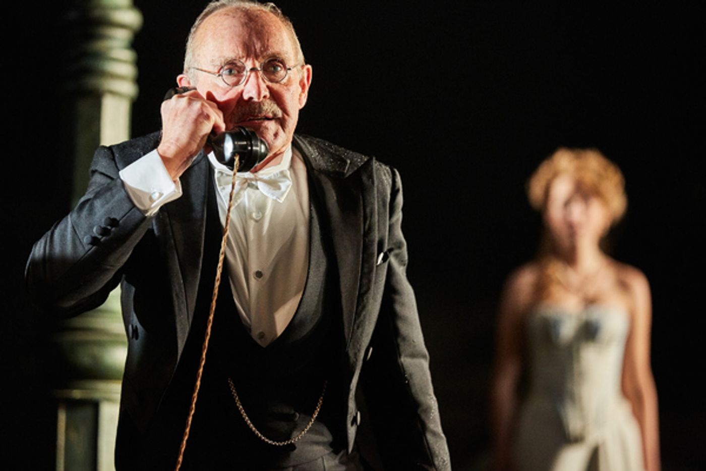 Photo Flash: First Look at Clive Francis, Barbara Marten and Liam Brennan in AN INSPECTOR CALLS in the West End  Image
