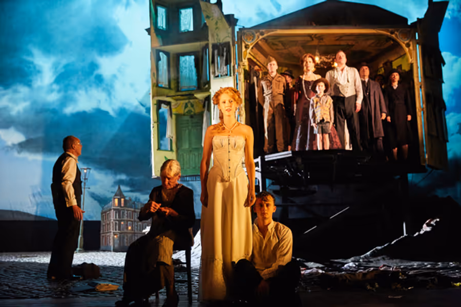 Photo Flash: First Look at Clive Francis, Barbara Marten and Liam Brennan in AN INSPECTOR CALLS in the West End Image