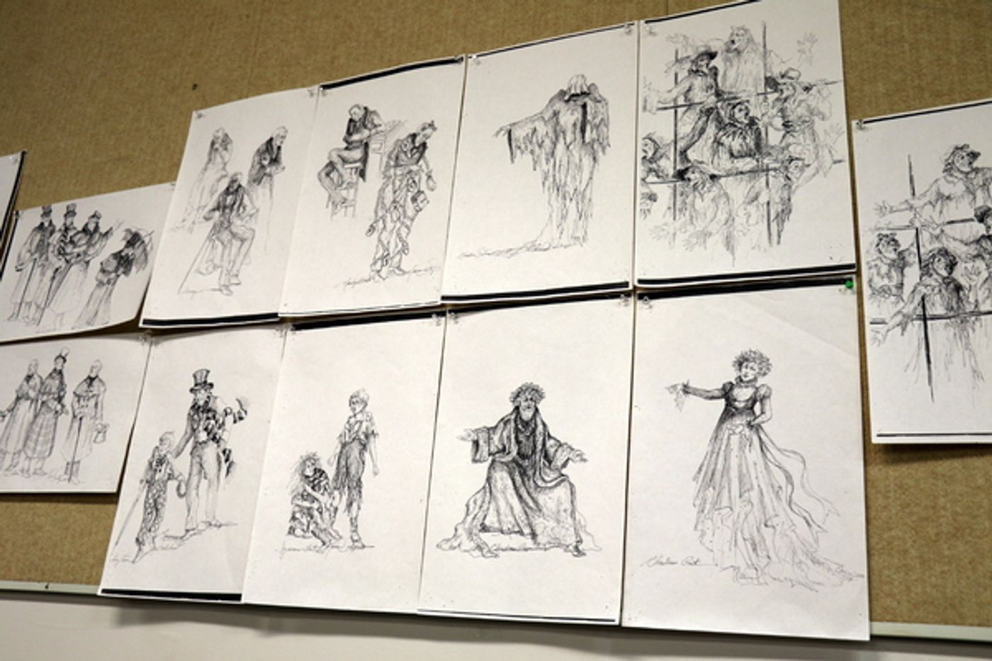 Photo Flash: In Rehearsal with David de Vries and More for A CHRISTMAS CAROL at Alliance Theatre  Image