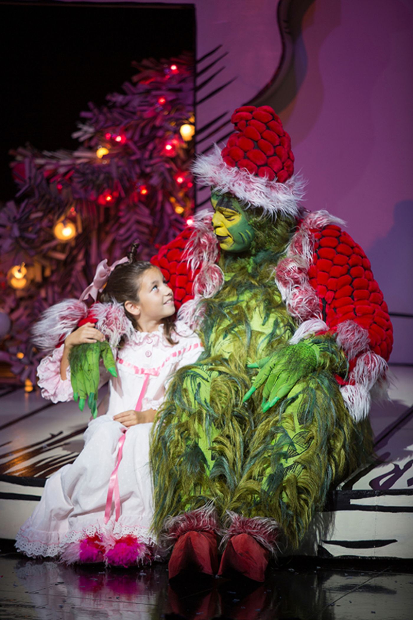 Photo Flash: The Old Globe Presents DR. SEUSS' HOW THE GRINCH STOLE CHRISTMAS!  Image
