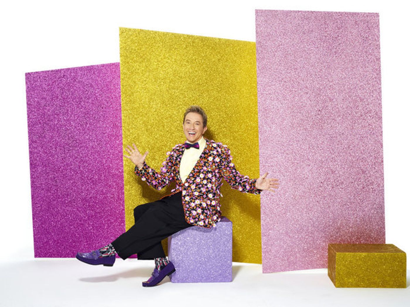 Photo Flash: NBC Shares All-New Images of HAIRSPRAY LIVE! Cast in Costume!  Image